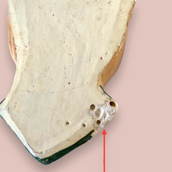 Vintage Hand Painted Male & Female Asian Chalkware Faces Wall Hangings Set of 2 - Picture 7 of 9